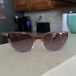 Ray-ban RB 4167 Sun Glasses